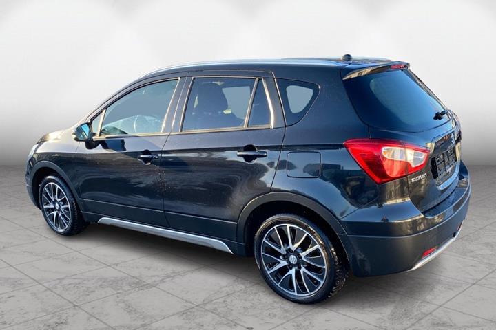 Sort Suzuki S-Cross fra 2014