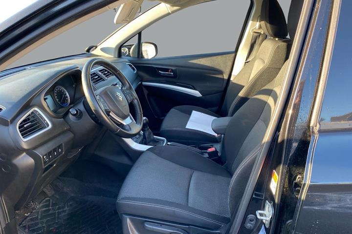 Sort Suzuki S-Cross fra 2014