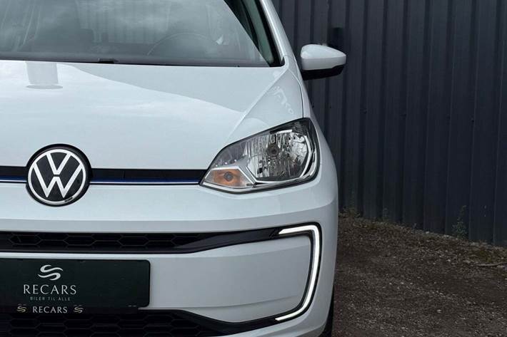 Hvid VW E-UP! fra 2021