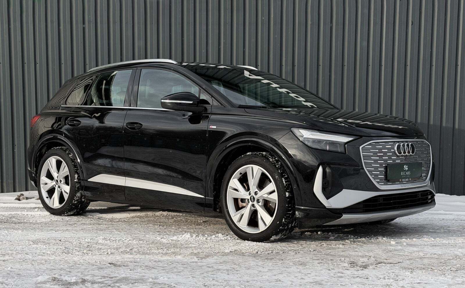 Audi Q4 e-tron 40 S-line