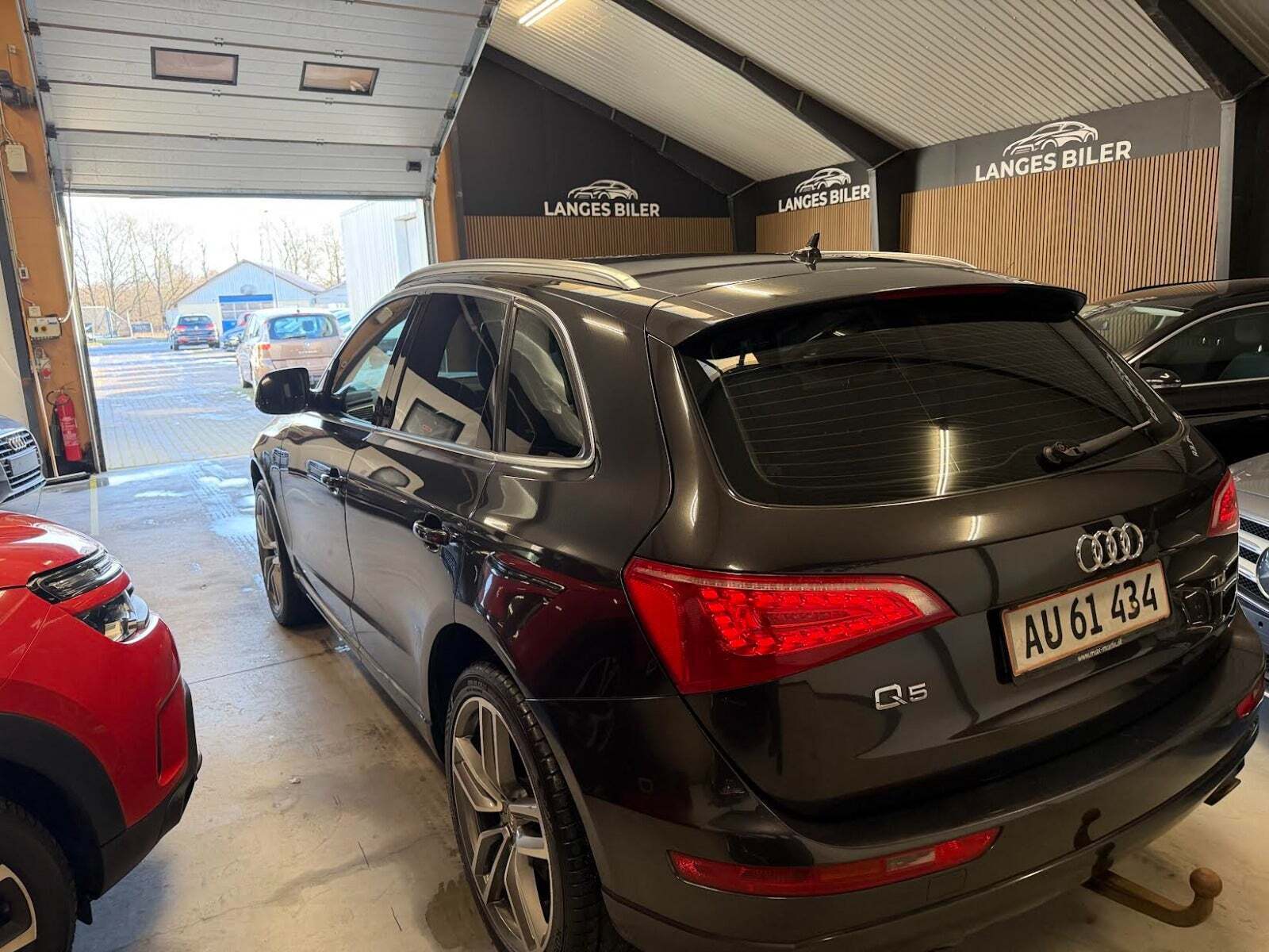 Grå Audi Q5 fra 2012