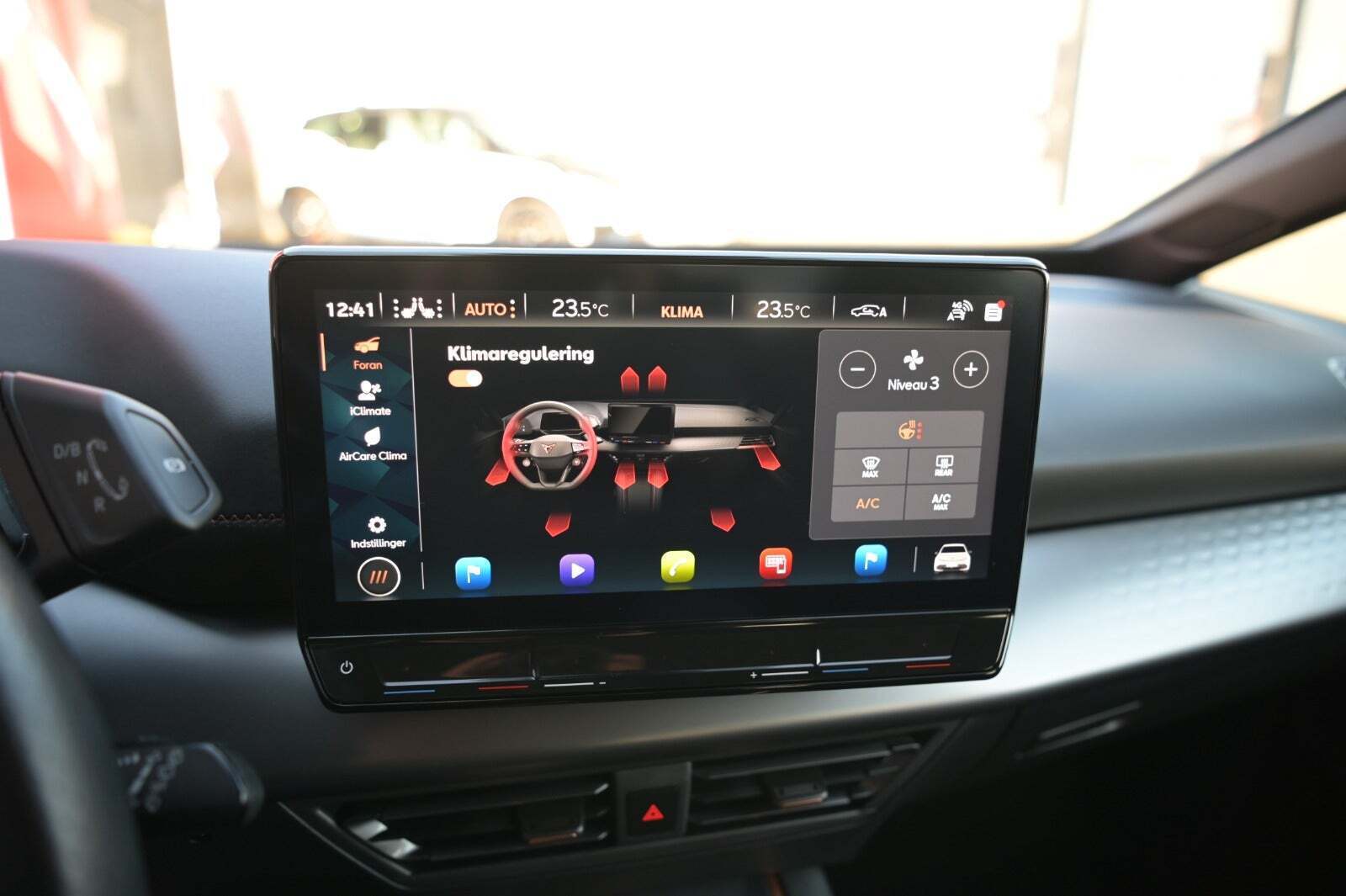 Grå Cupra Born fra 2024