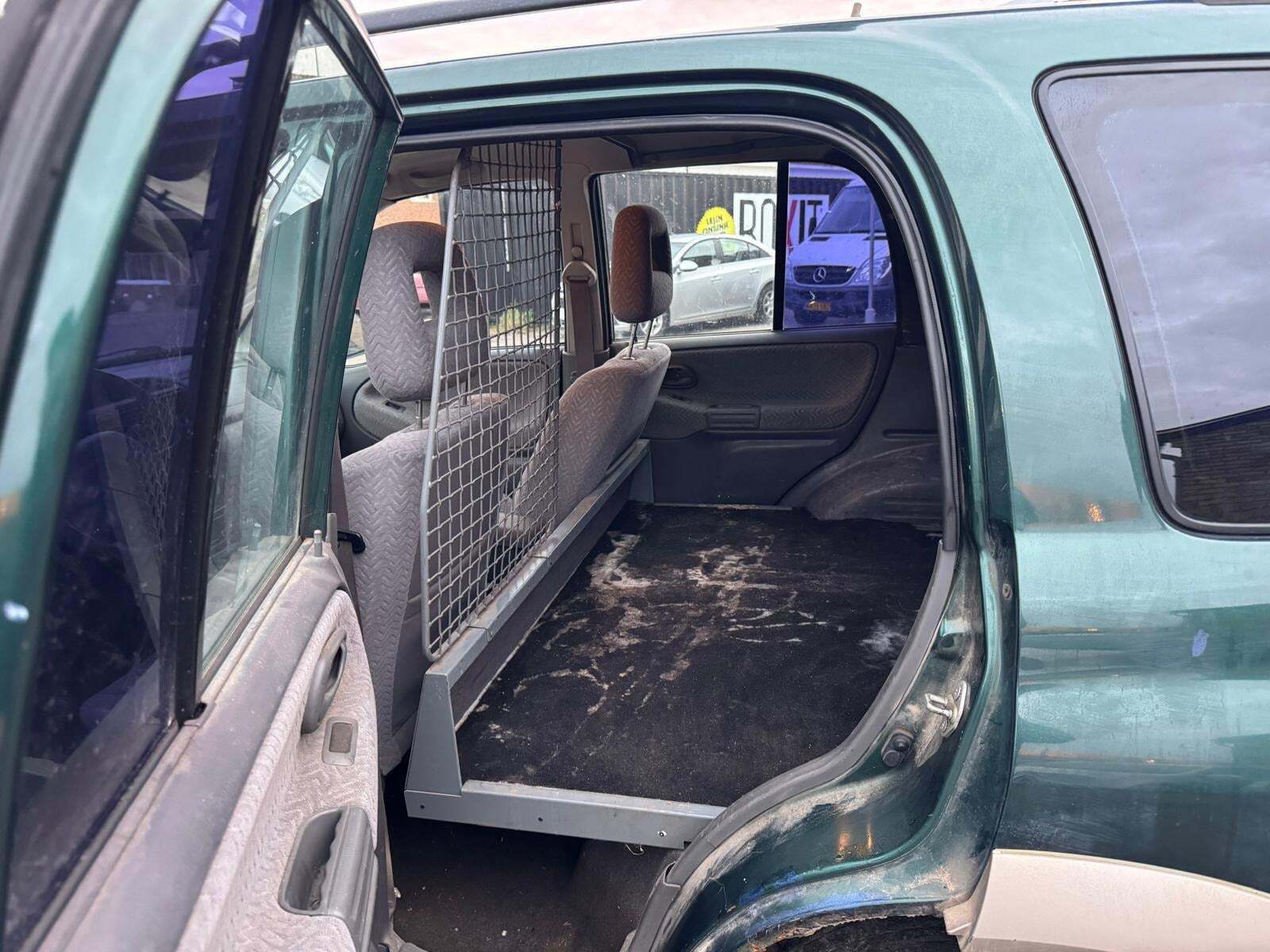 Suzuki Grand Vitara 2,5 V6