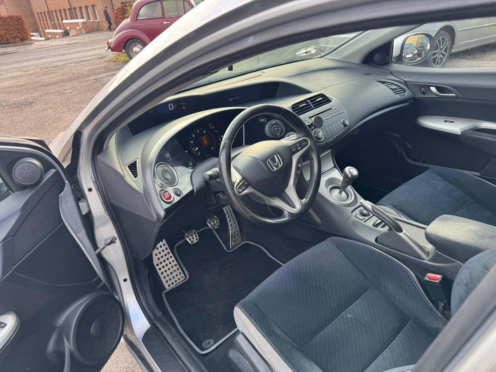 Honda Civic 1,8 Comfort