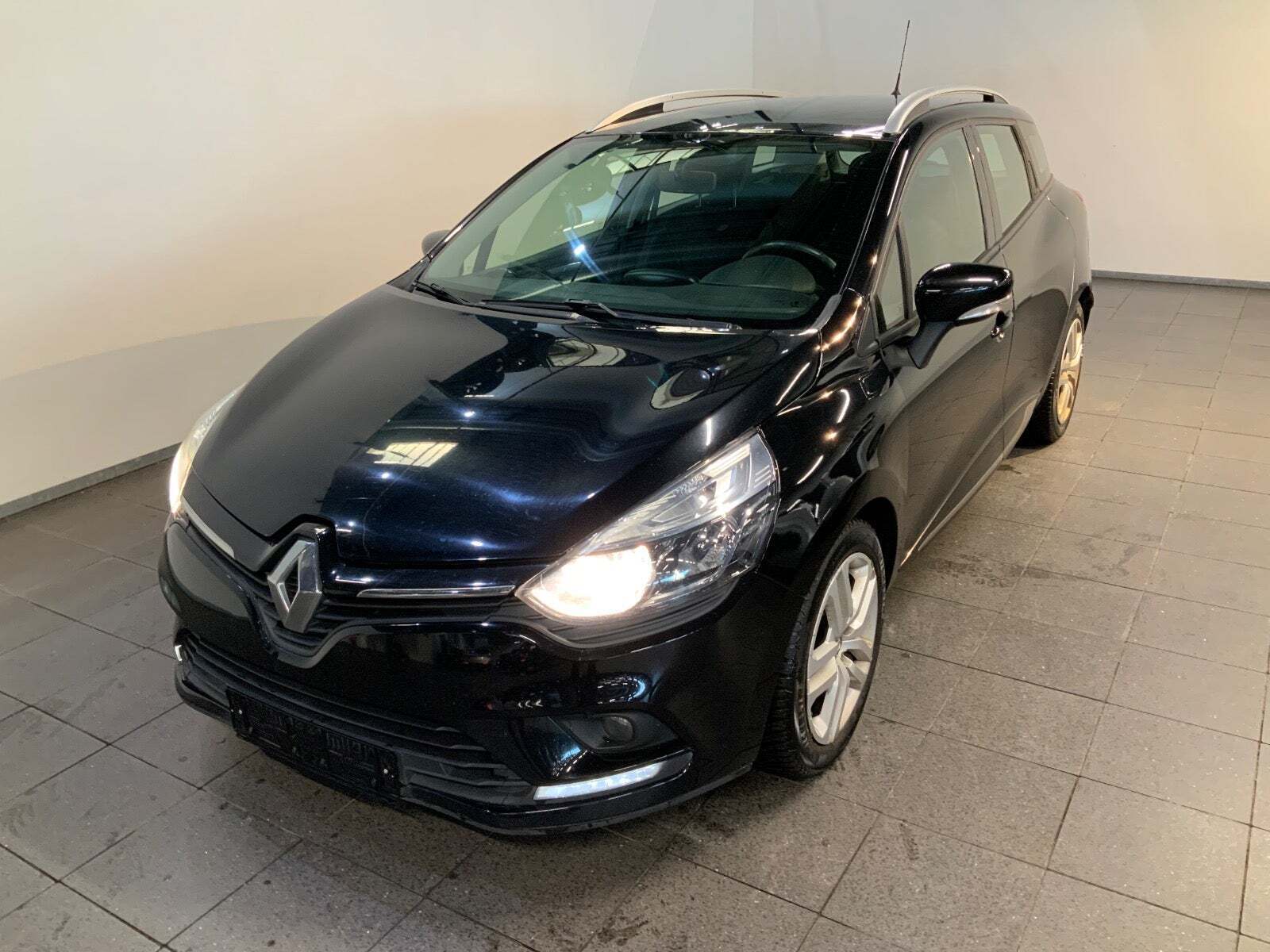 Renault Clio IV 0,9 TCe 90 Expression Sport Tourer