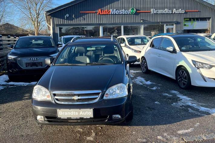 undefined Chevrolet Nubira fra 2010 set udefra