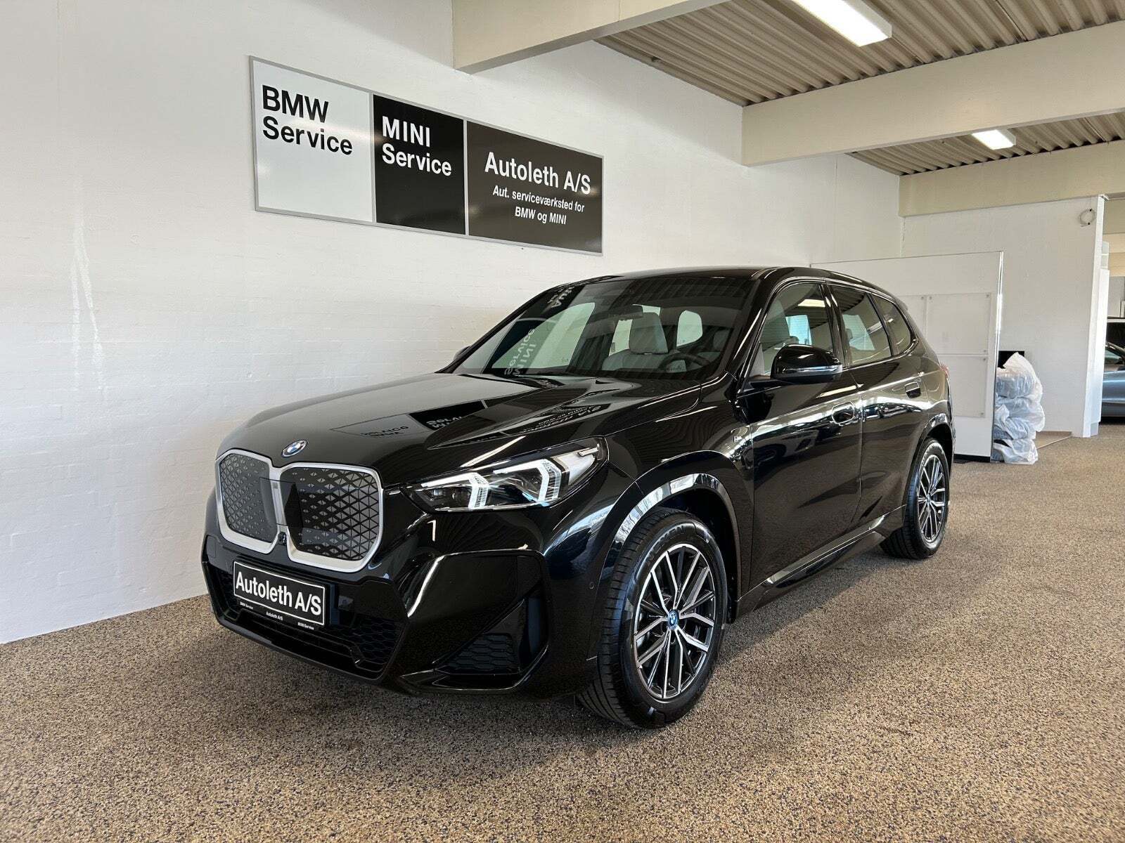 BMW iX1 xDrive30 Fully Charged M-Sport