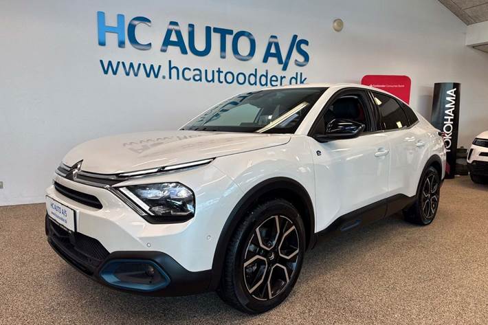 Hvid Citroën ë-C4 X fra 2023 set udefra