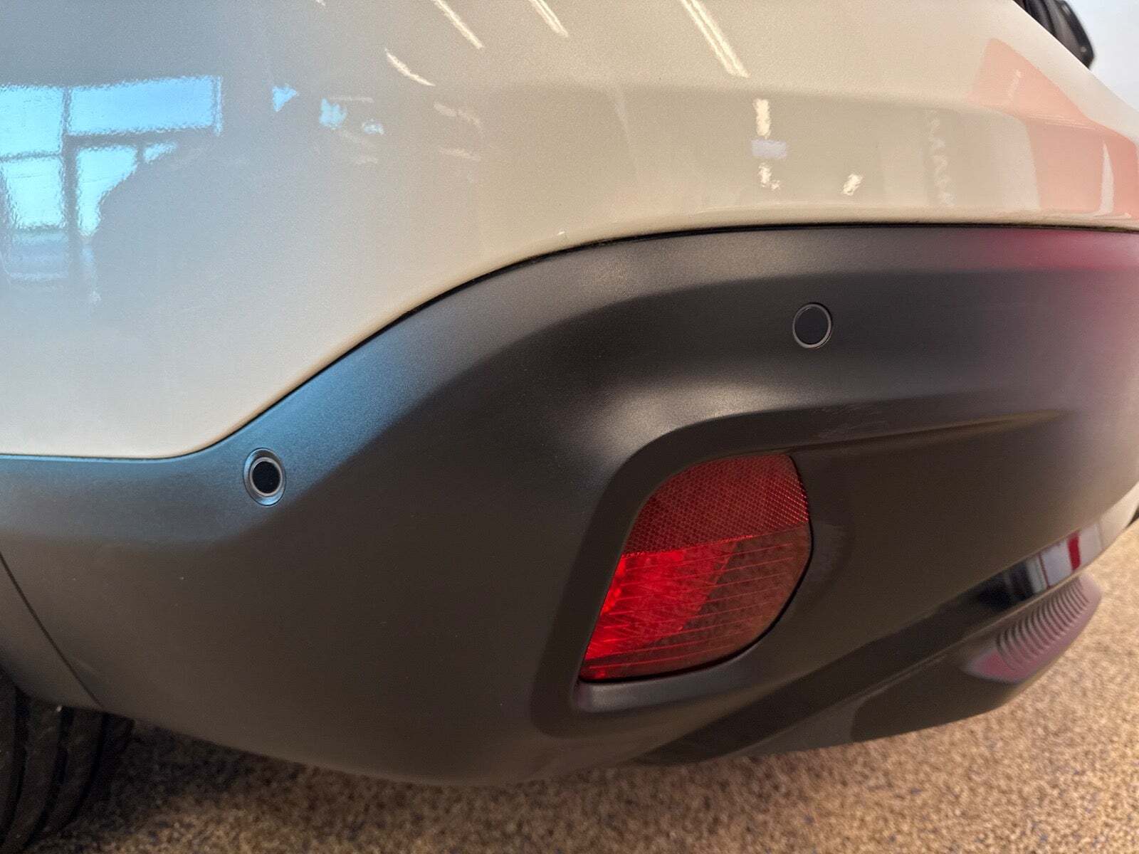 Hvid Citroën ë-C4 X fra 2023