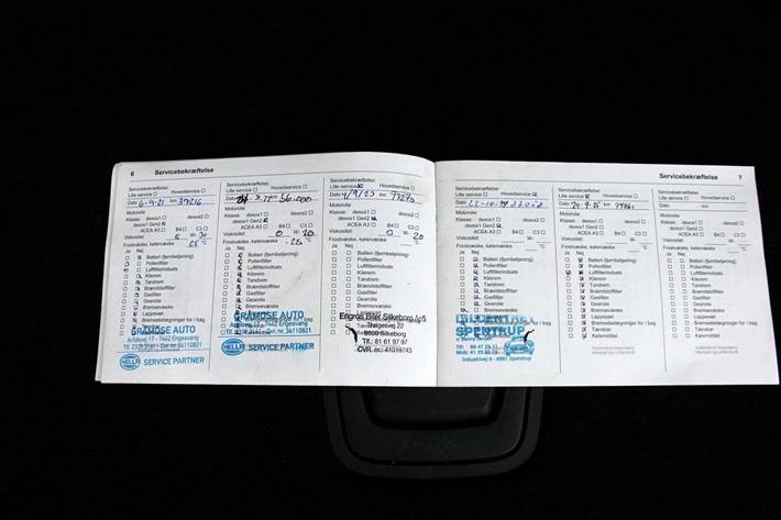 Grå Opel Astra fra 2018