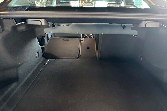 Blå Mercedes A200 fra 2020