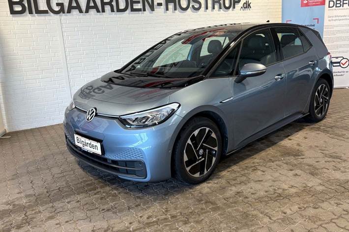 Blå VW ID.3 fra 2022 set udefra