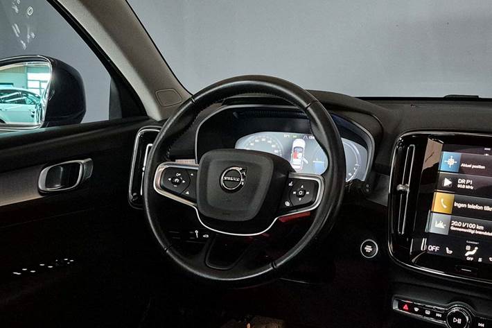 Sort Volvo XC40 fra 2021