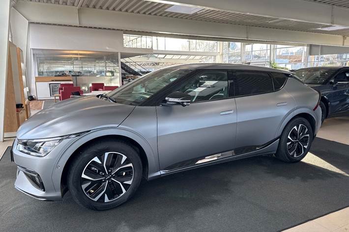 Grå Kia EV6 fra 2024