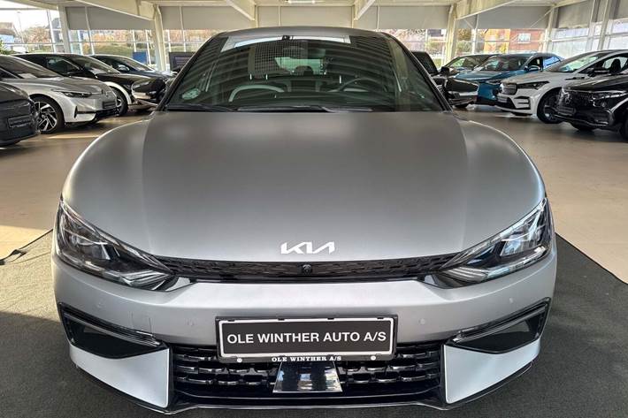 Grå Kia EV6 fra 2024