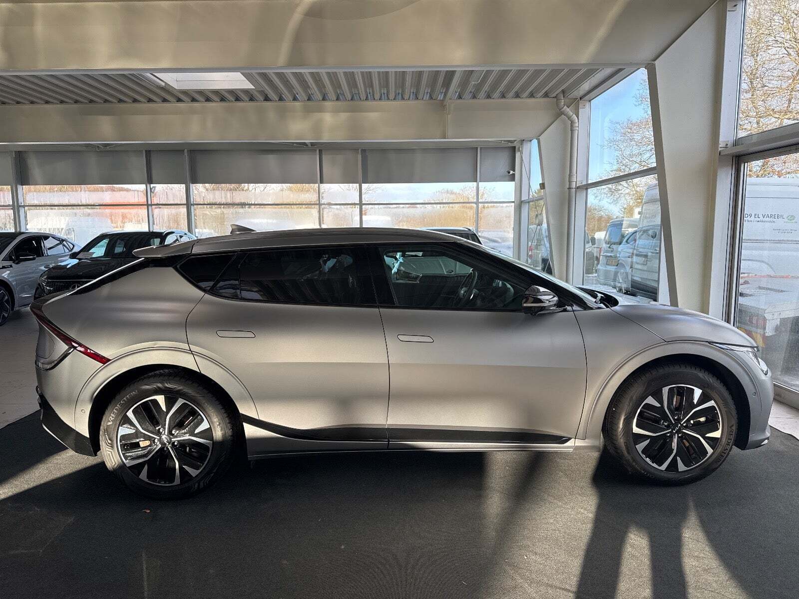 Grå Kia EV6 fra 2024