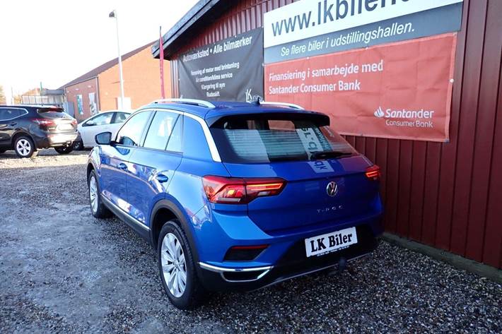 Blå VW T-Roc fra 2020