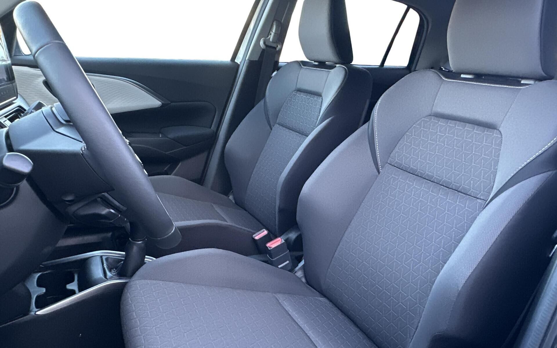 Sølv Suzuki Swift fra 2025