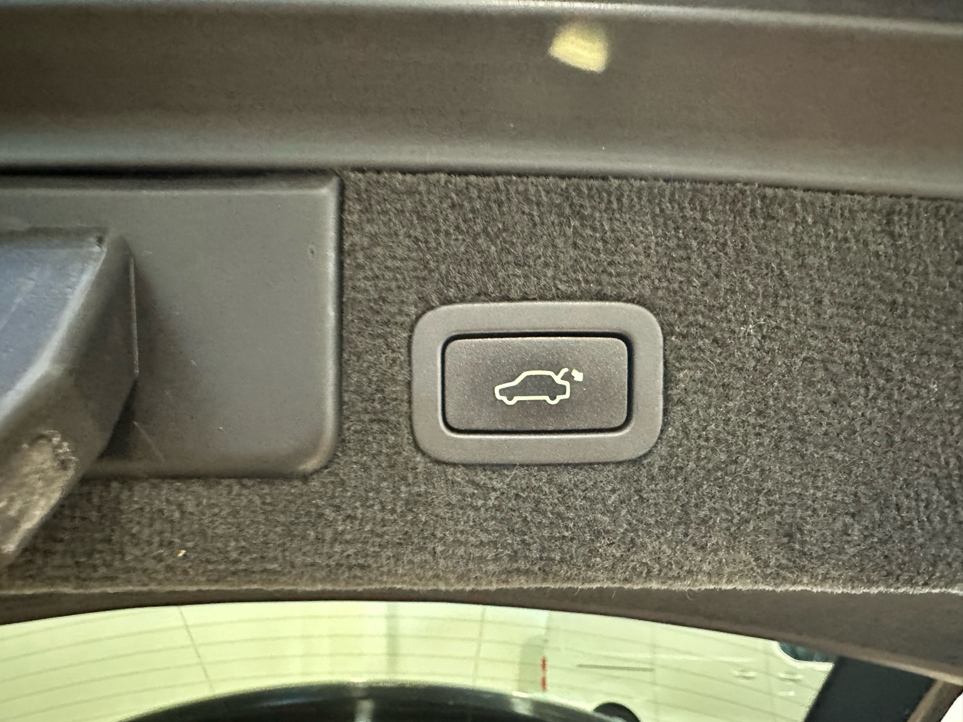 Sort Jaguar XF fra 2014