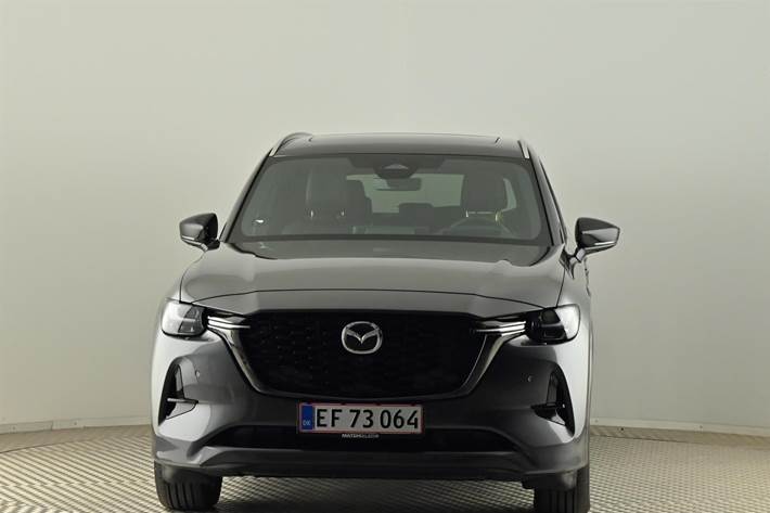 Grå Mazda CX-80 fra 2025 set udefra