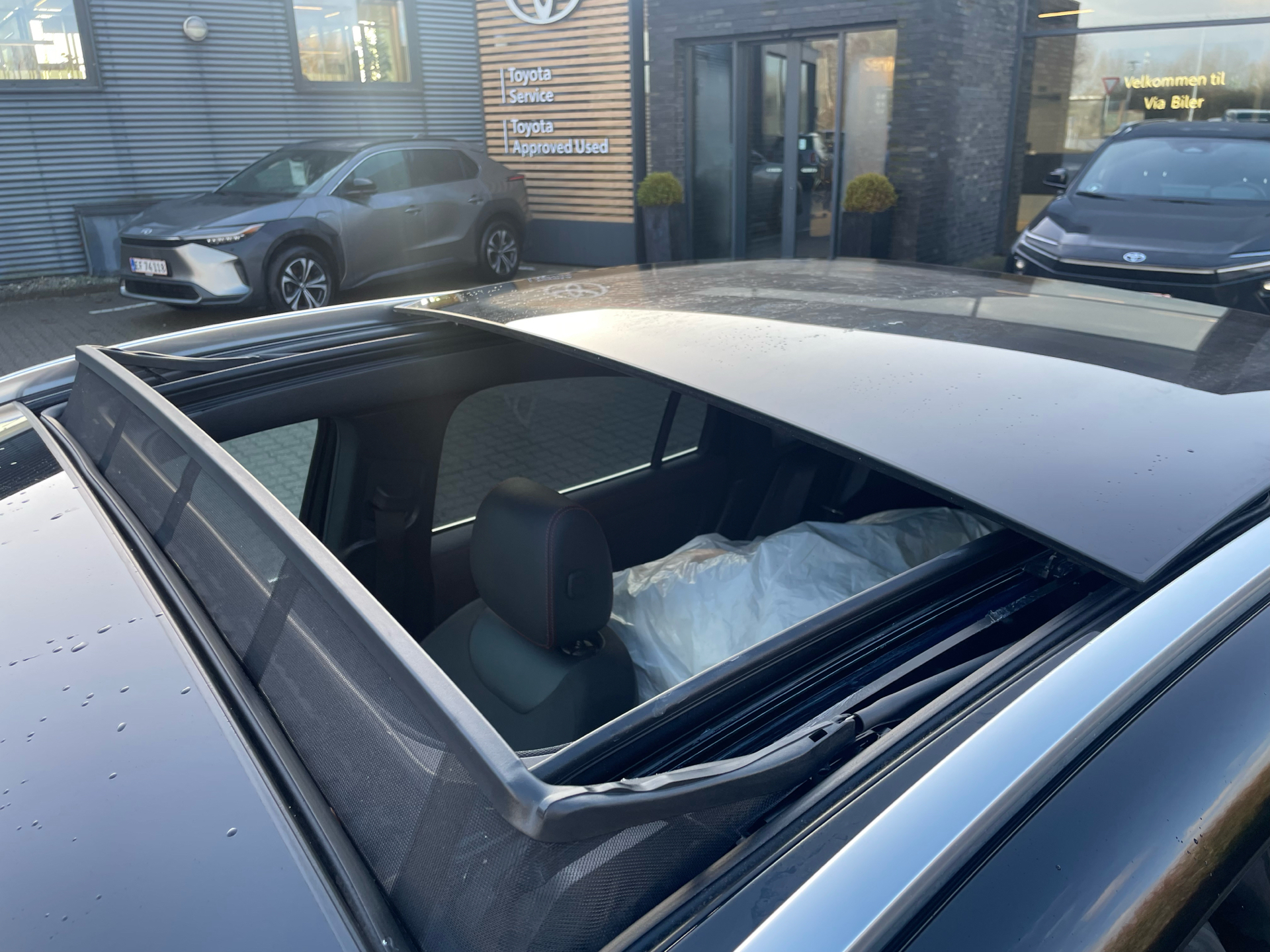 Sort Mercedes EQA 250 fra 2021