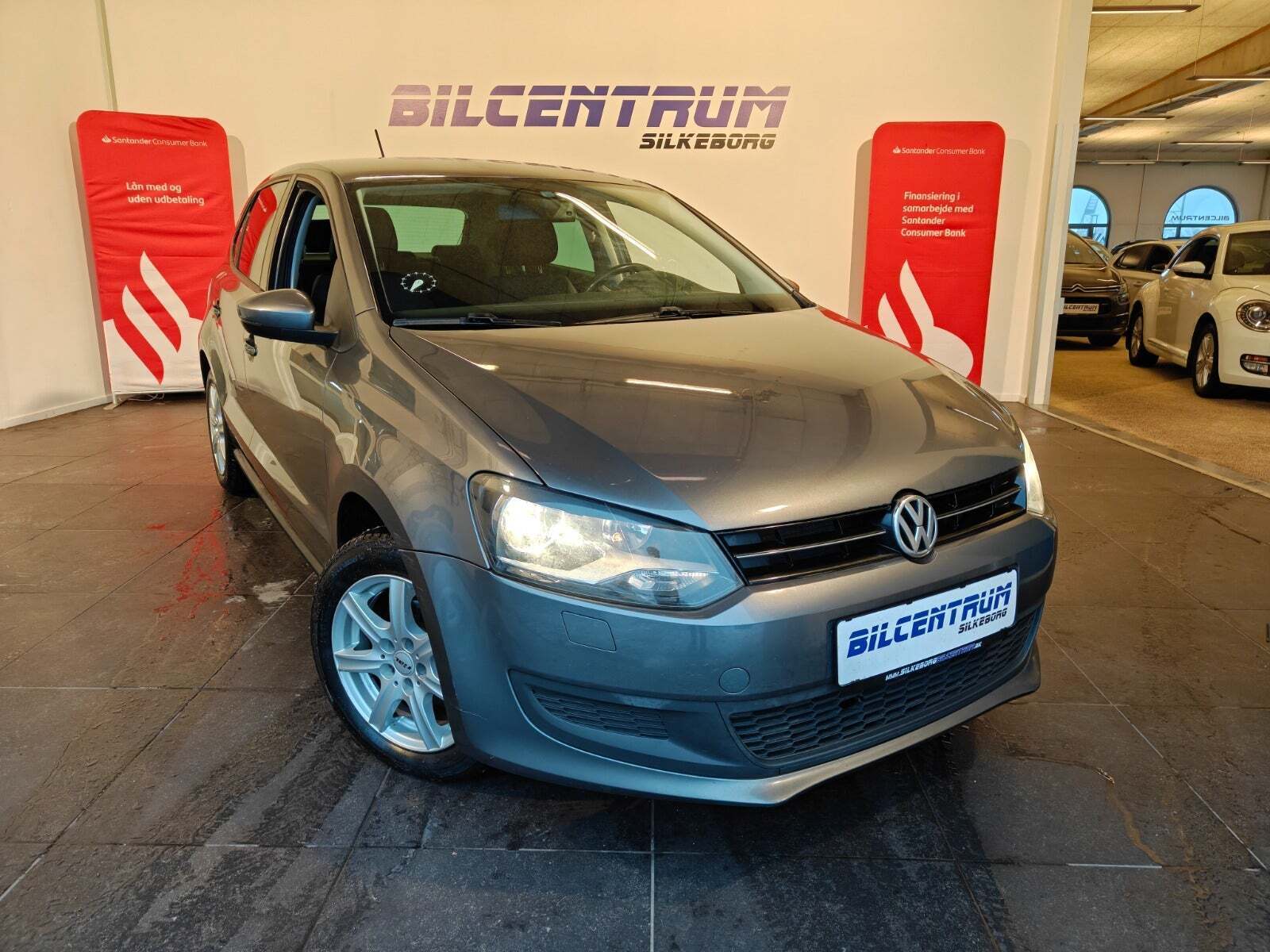 Grå VW Polo fra 2011