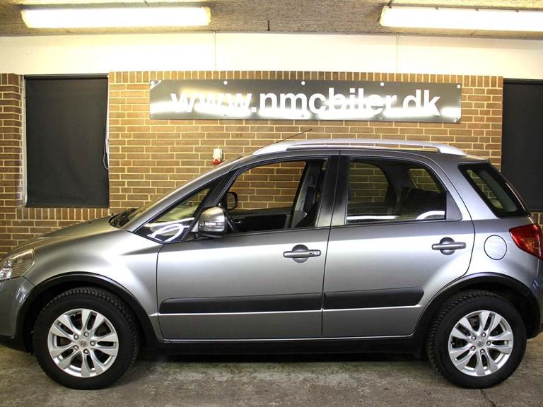 Suzuki SX4 1,6 CombiBack Tour