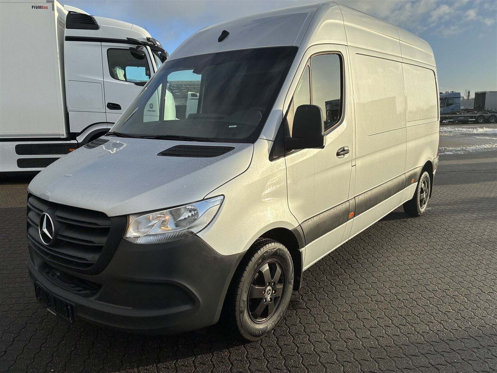 Mercedes Sprinter 214 2,2 CDi A2 Kassevogn aut. FWD