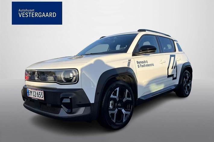Hvid Renault 4 E-Tech fra 2025 set udefra