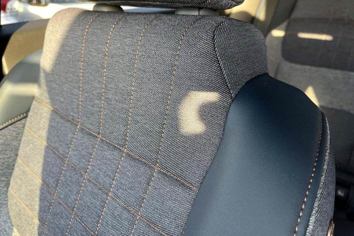 Hvid Renault 4 E-Tech fra 2025