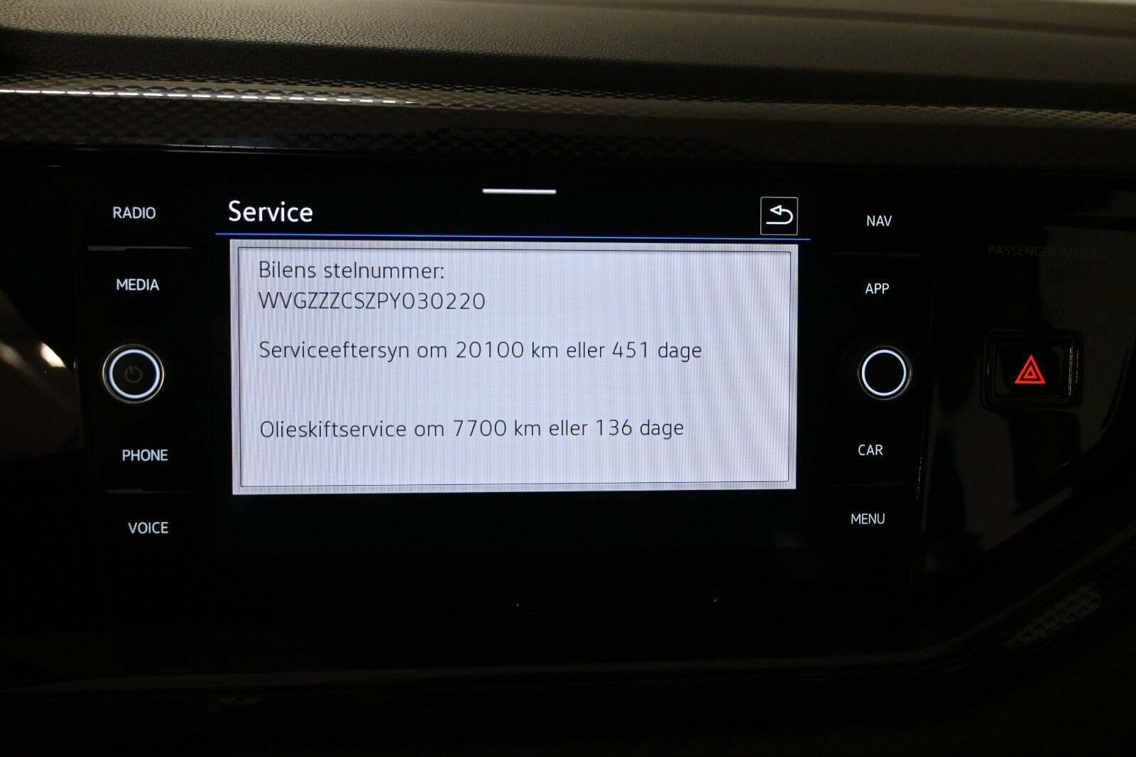 Grå VW Taigo fra 2023