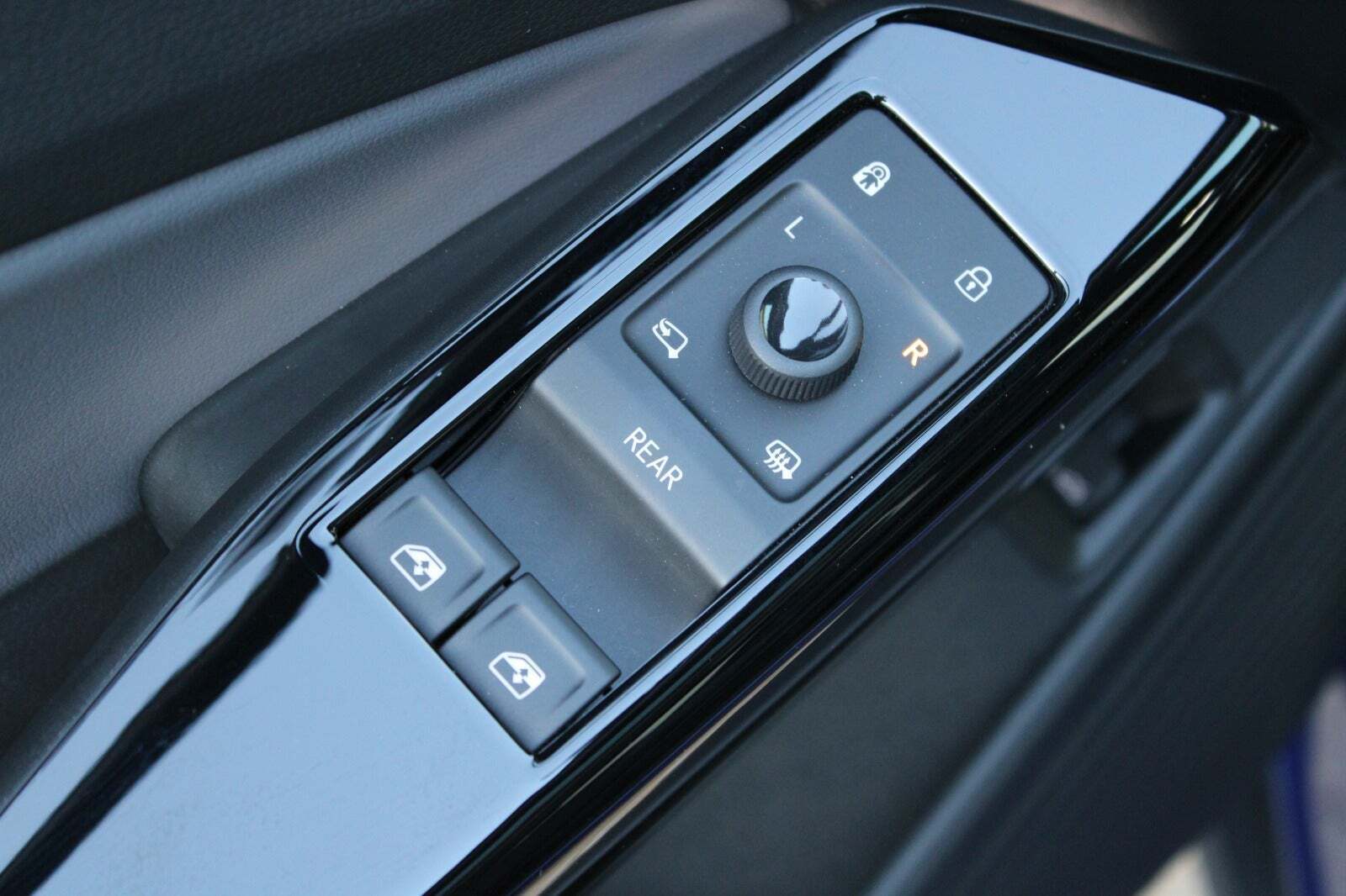 Blå VW ID.4 fra 2025