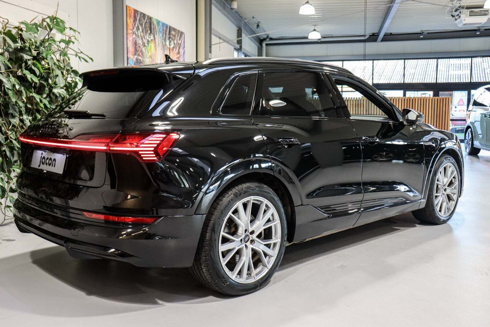 Audi e-tron 55 S-line quattro