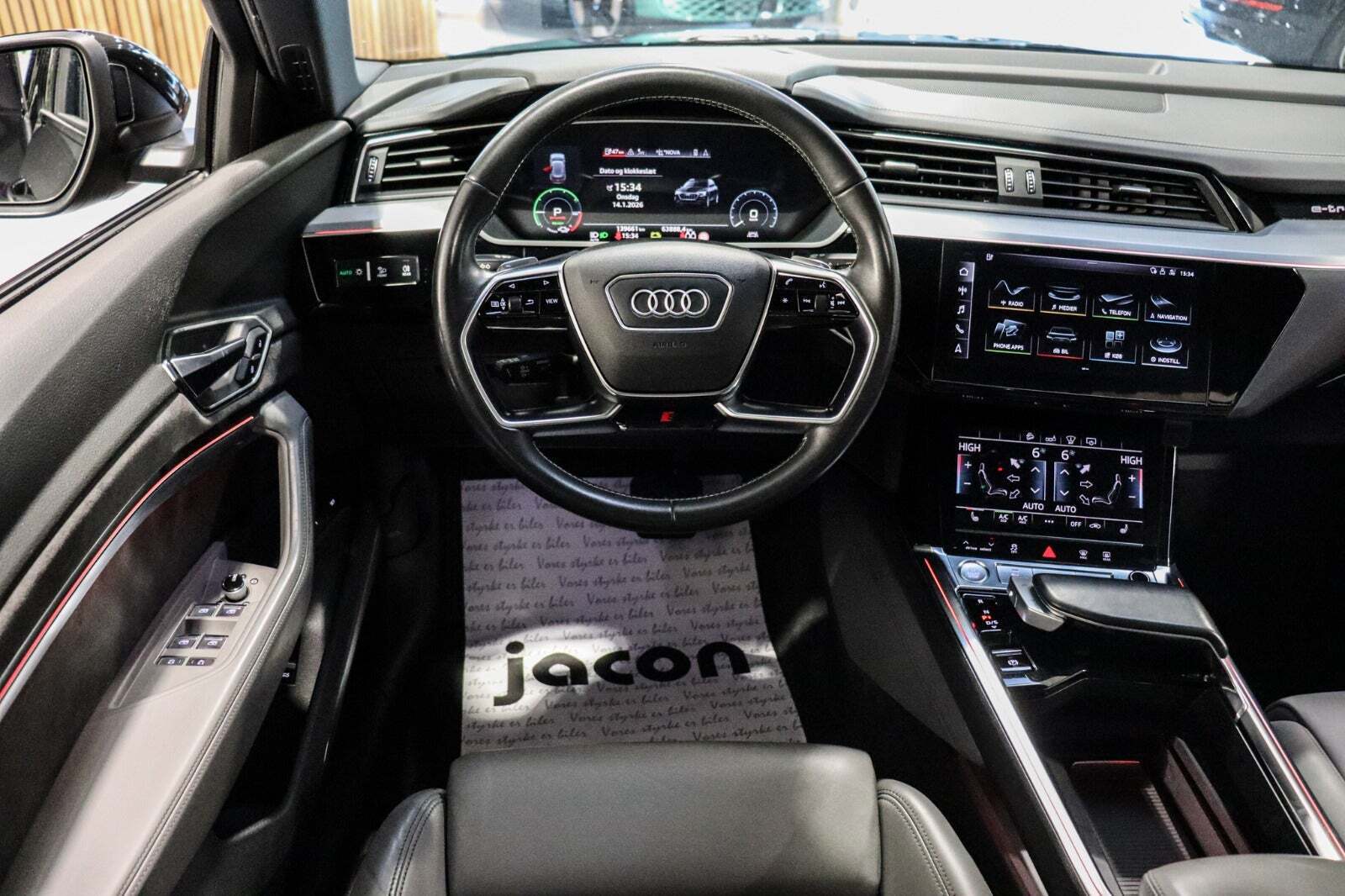 Sort Audi e-tron fra 2020