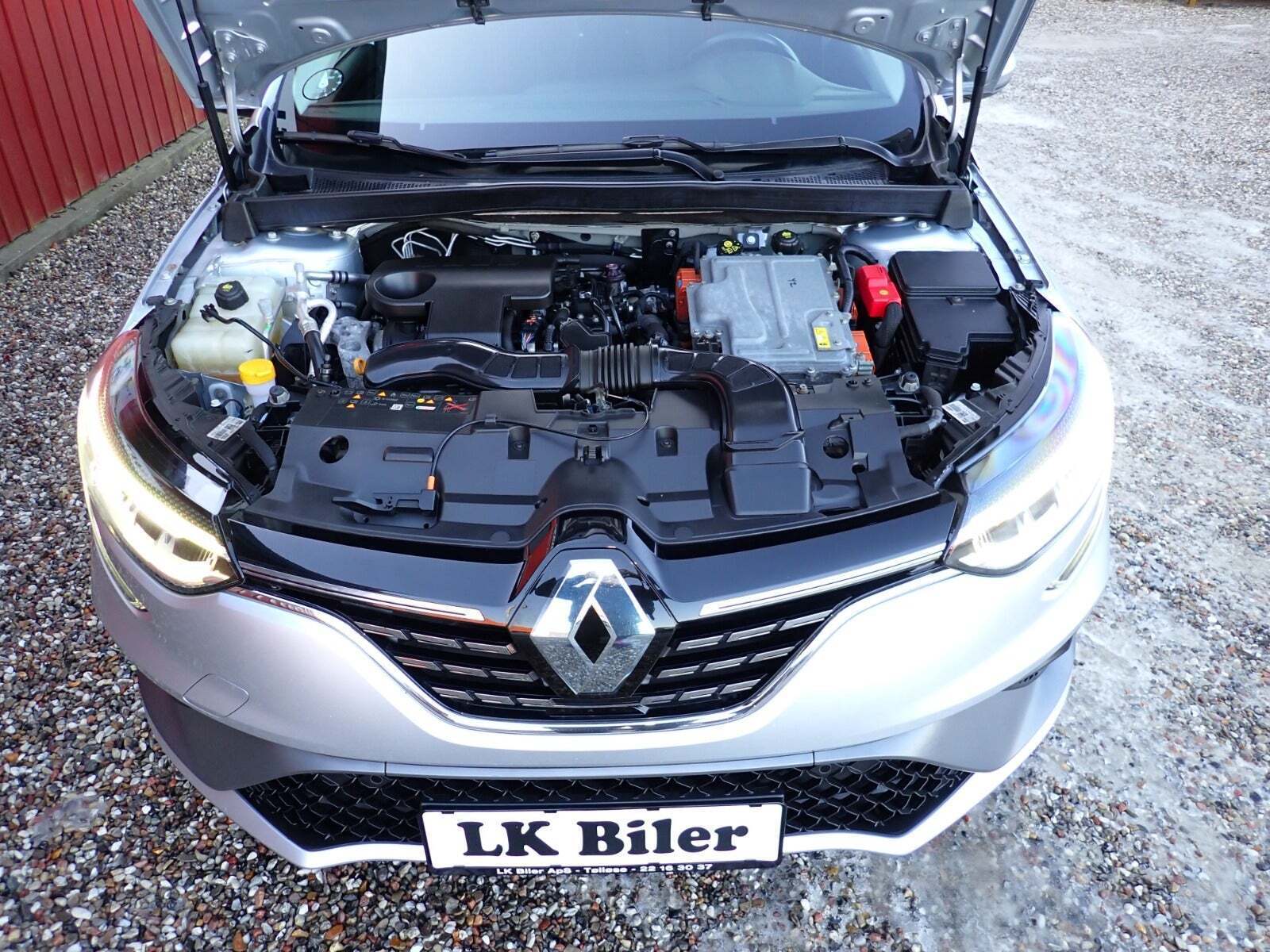 Sølv Renault Megane IV fra 2020