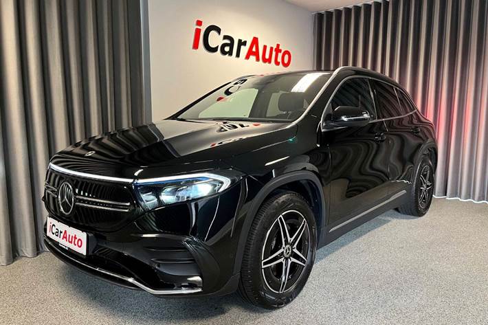Sort Mercedes EQA250+ fra 2023 set udefra