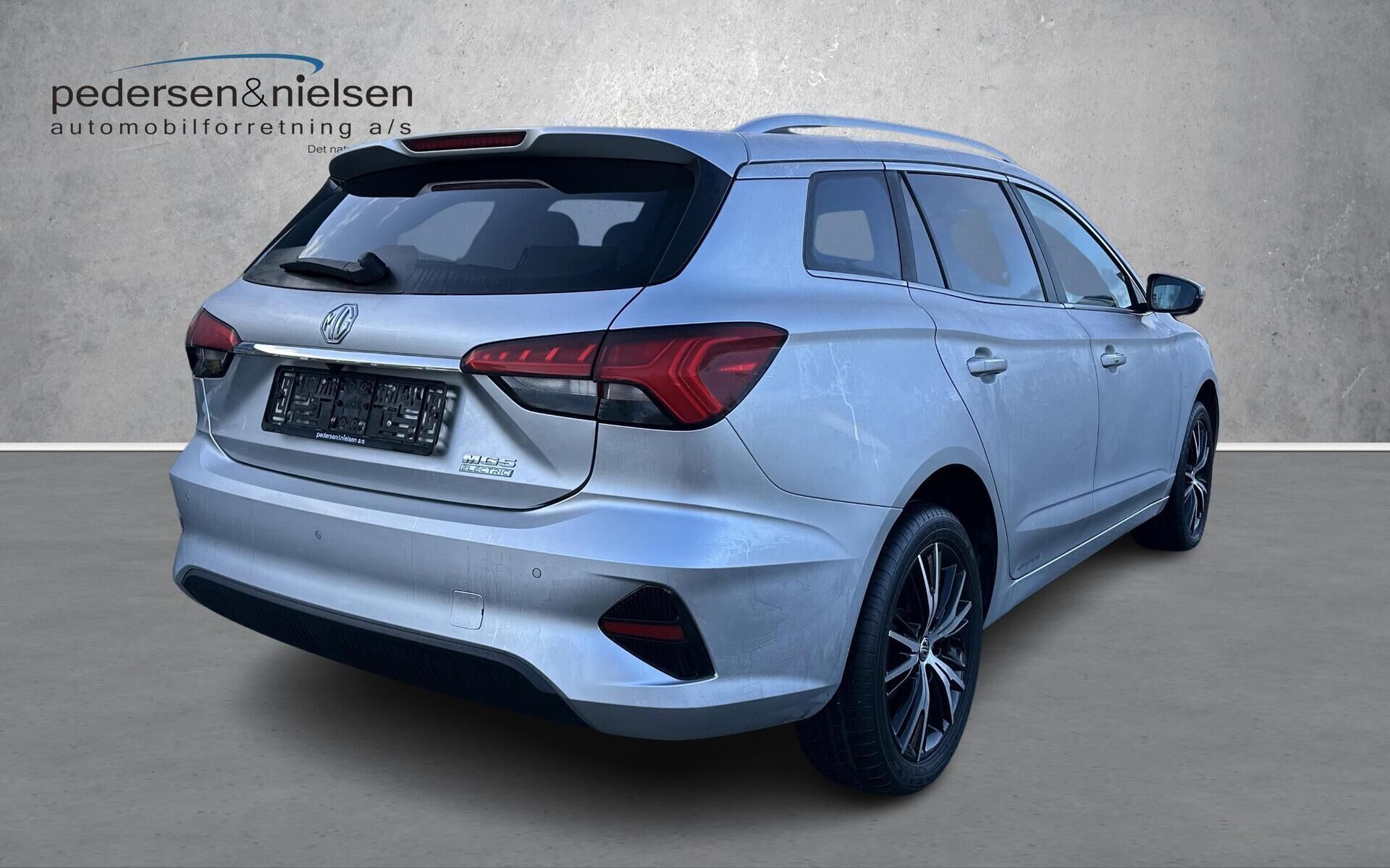 MG MG5 Electric EL Luxury 156HK Stc Aut.