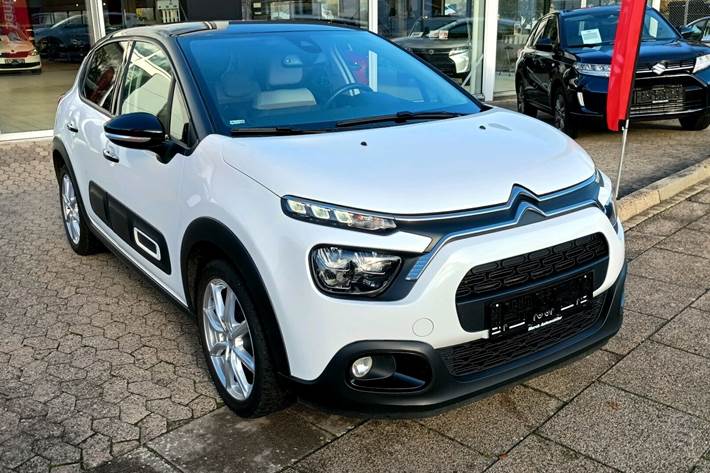 Hvid Citroën C3 fra 2021 set udefra