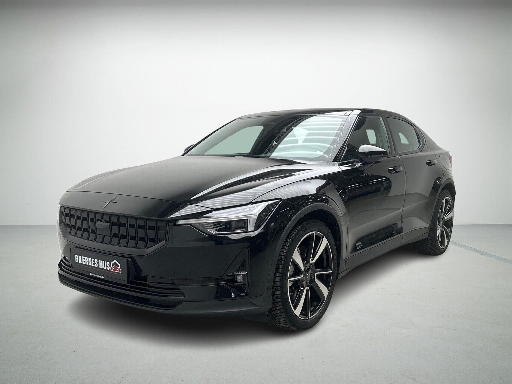 Sort Polestar 2 fra 2023