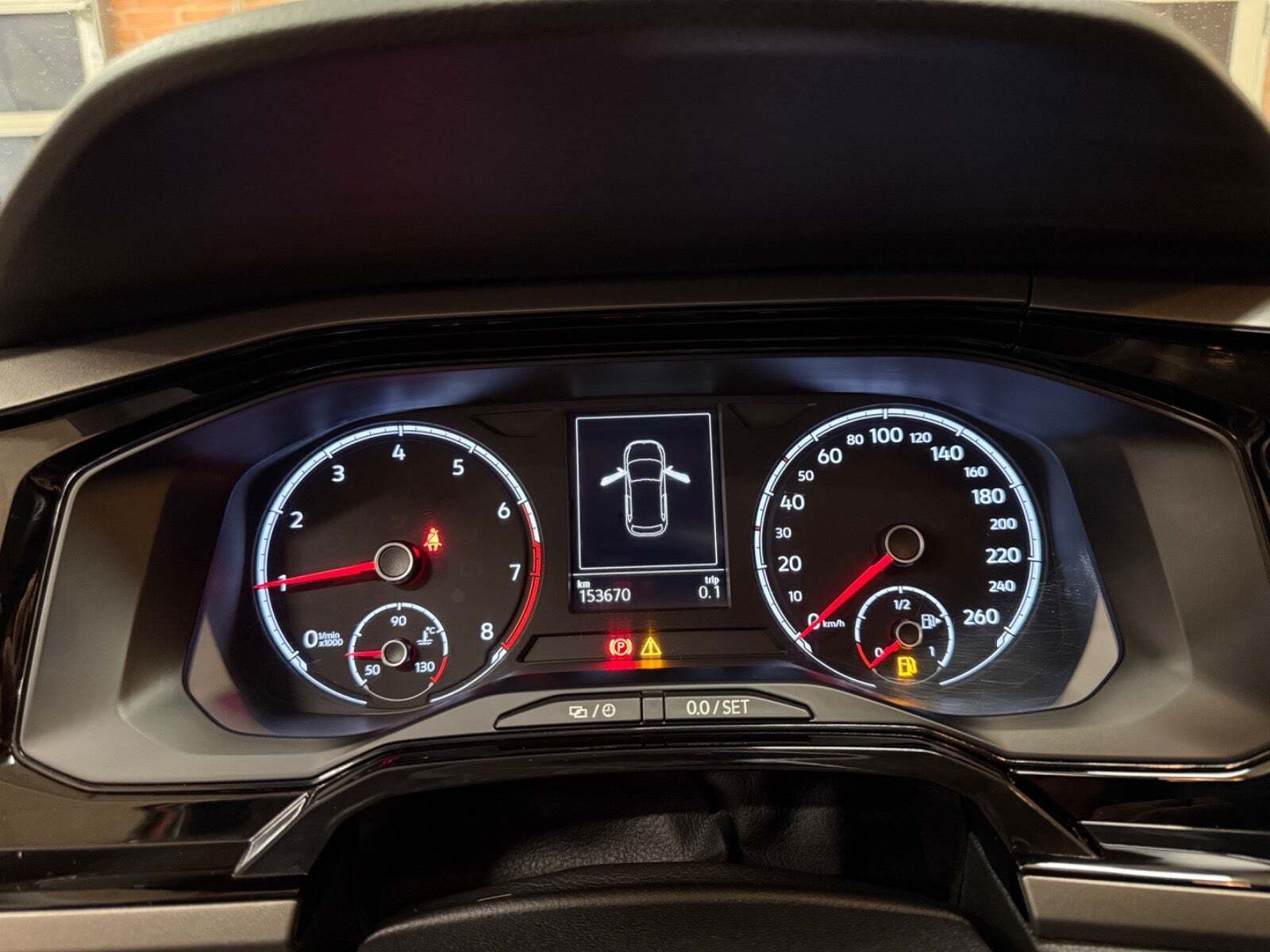 Orange VW Polo fra 2018