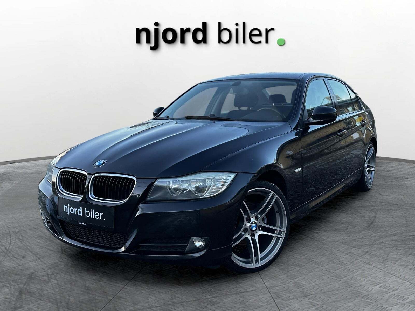 BMW 320i 2,0