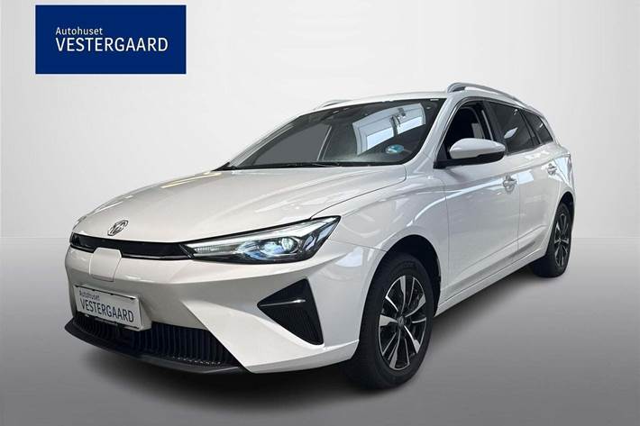 Hvid MG 5 fra 2022 set udefra