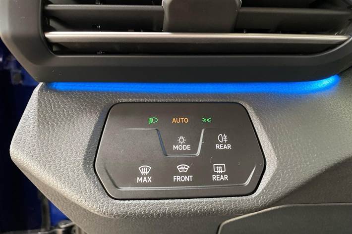 Blå VW ID.4 fra 2021