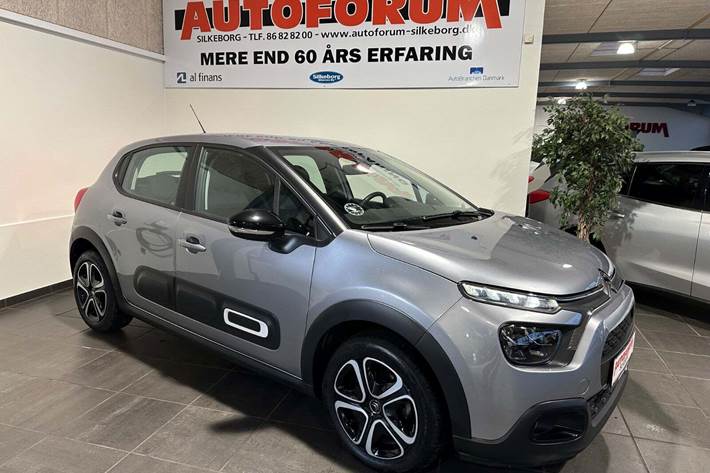 Grå Citroën C3 fra 2024 set udefra