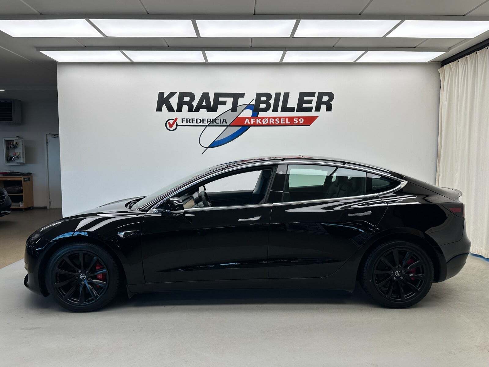 Tesla Model 3 Performance AWD