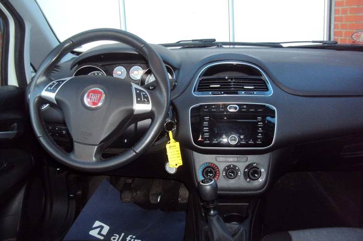 Hvid Fiat Punto fra 2014