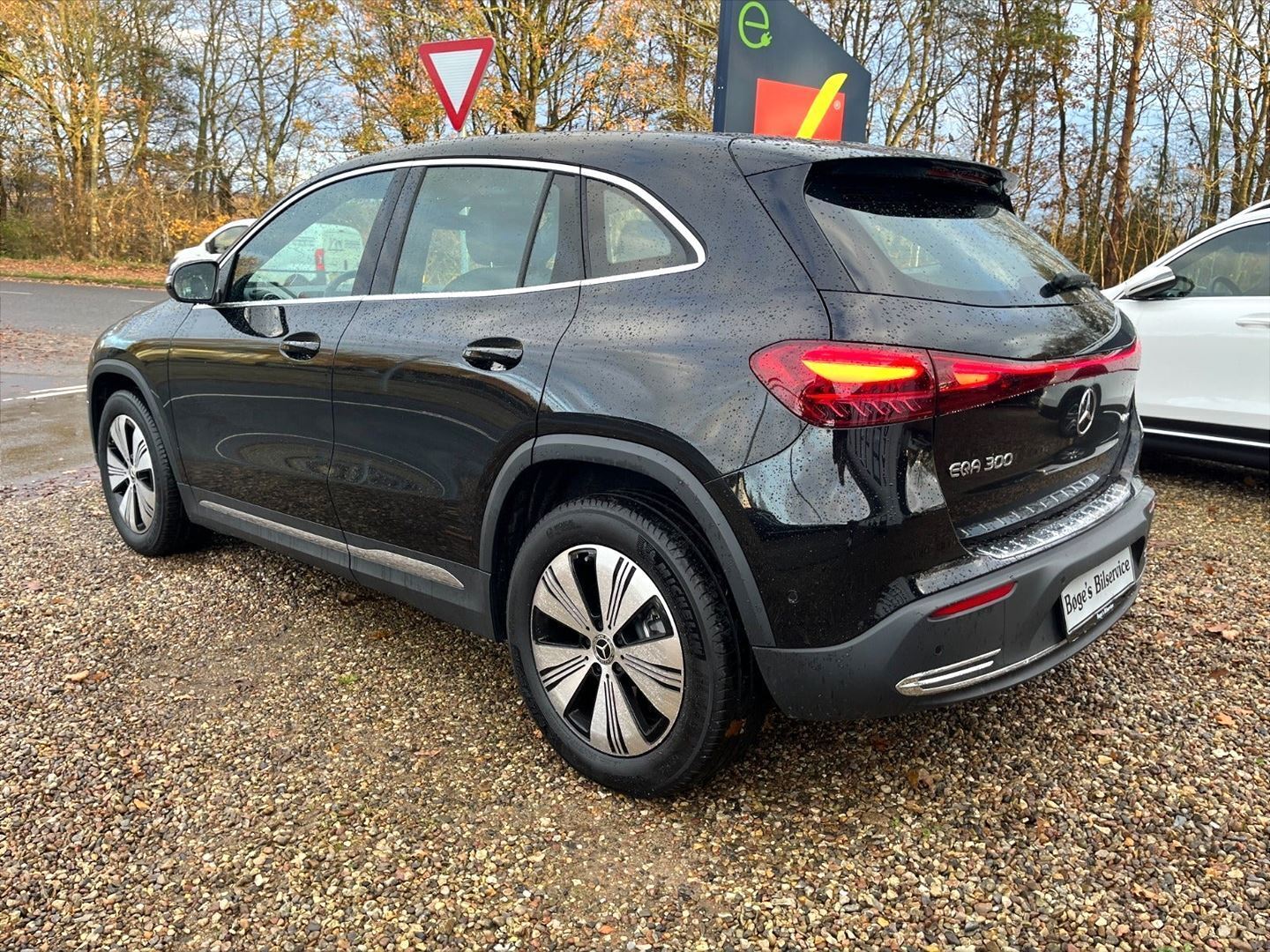 Mercedes EQA 300 Mercedes EQA300 Progressive 4Matic