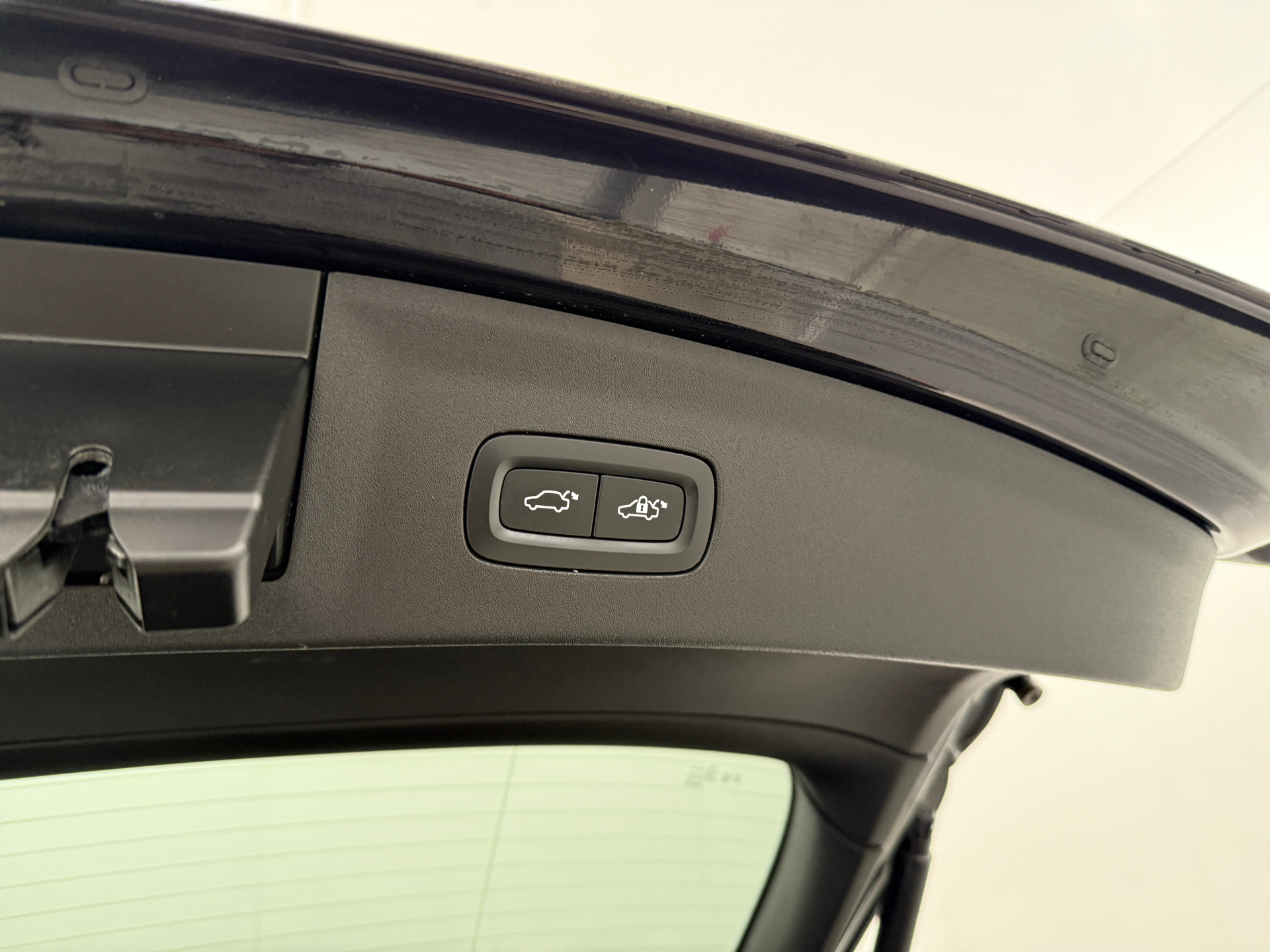 Sort Polestar 2 fra 2023