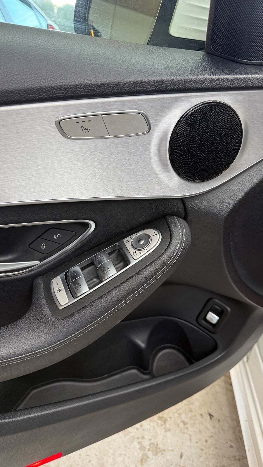 Hvid Mercedes C220 d fra 2020