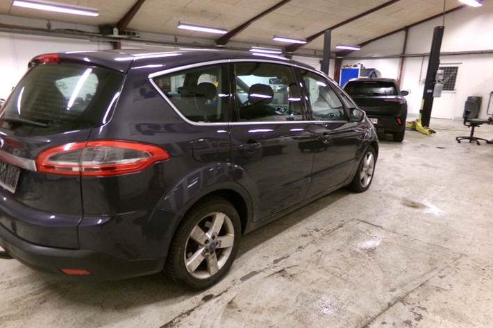 undefined Ford S-MAX fra 2011